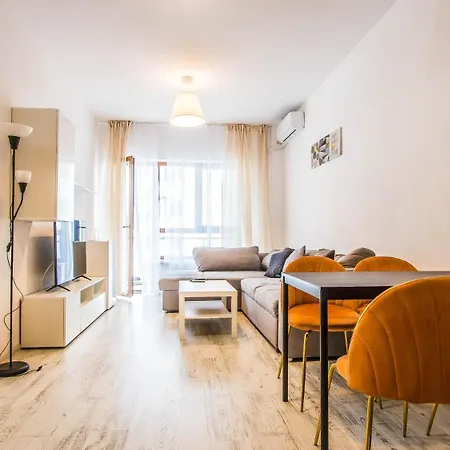 Luxury / Mihai Bravu Apartmens Bucureşti