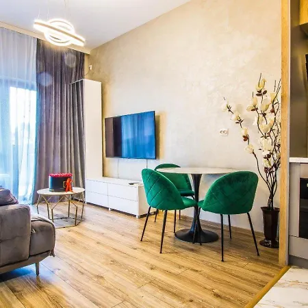Luxury / Mihai Bravu Apartmens Apartament *