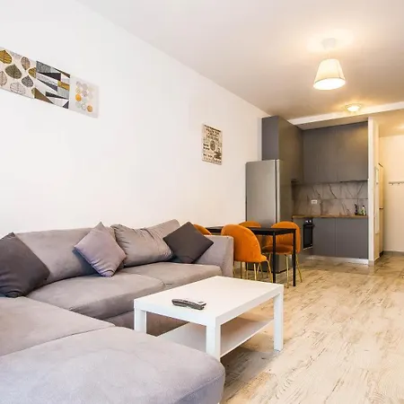 Apartament Luxury / Mihai Bravu Apartmens *