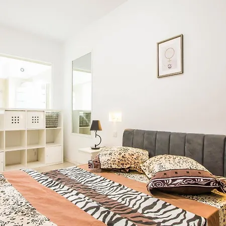 Apartment Luxury / Mihai Bravu Apartmens Bucharest