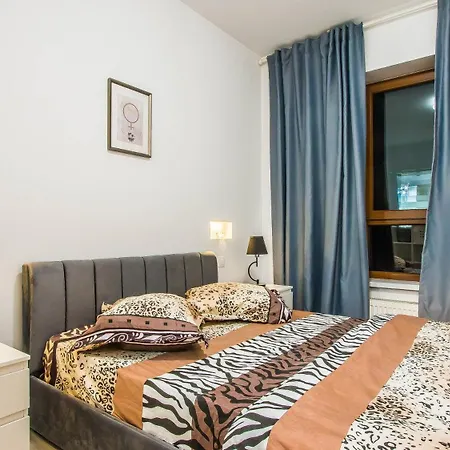 Apartment Luxury / Mihai Bravu Apartmens Bucharest